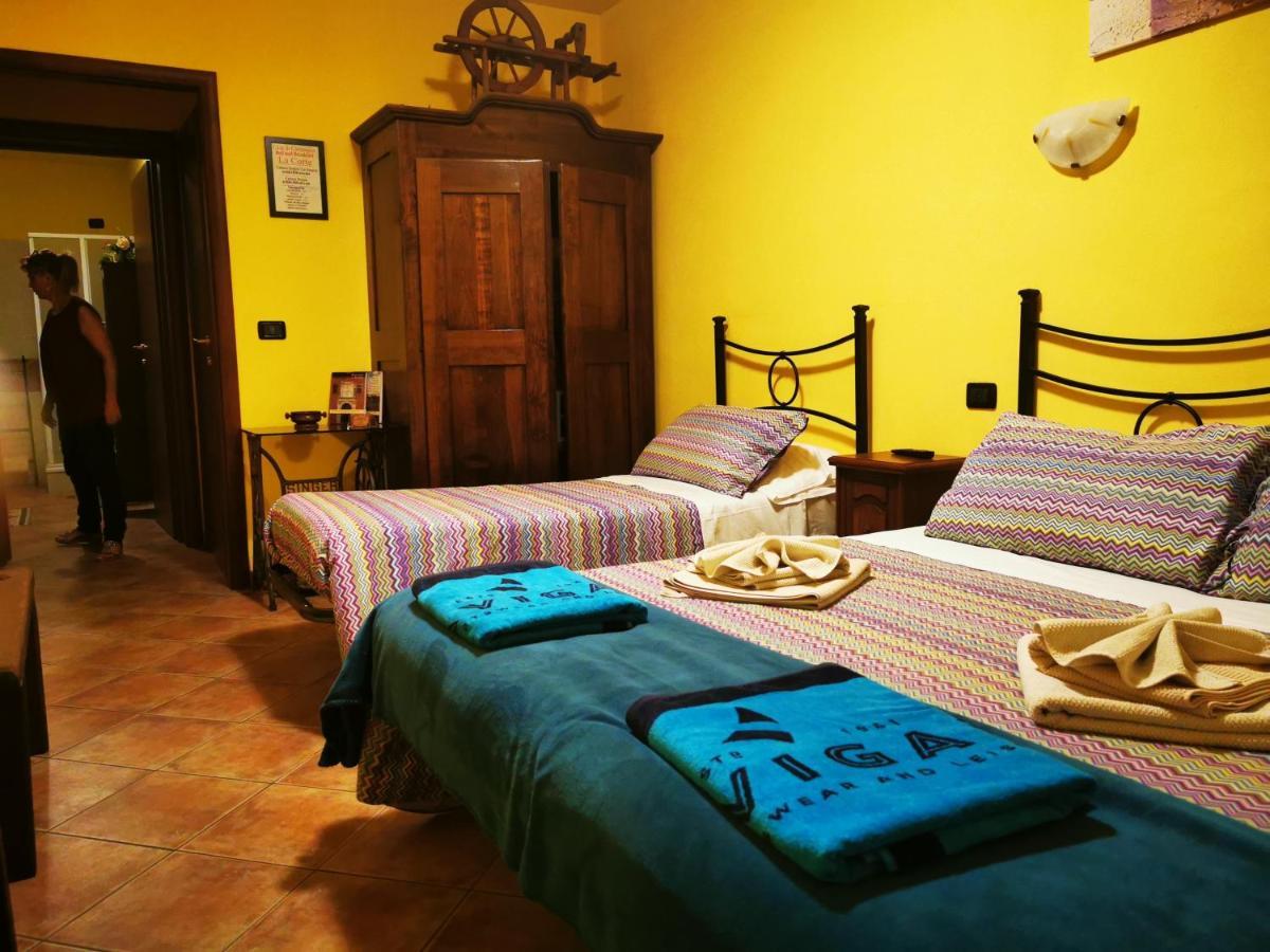 Casa Di Campagna B&B La Corte Ferrara Buitenkant foto