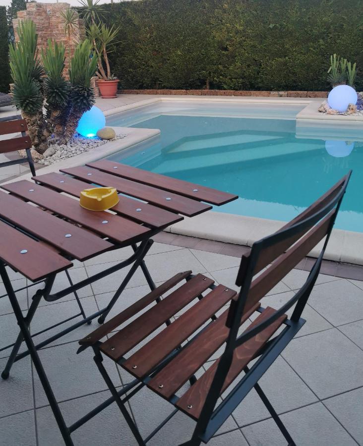 Casa Di Campagna B&B La Corte Ferrara Buitenkant foto
