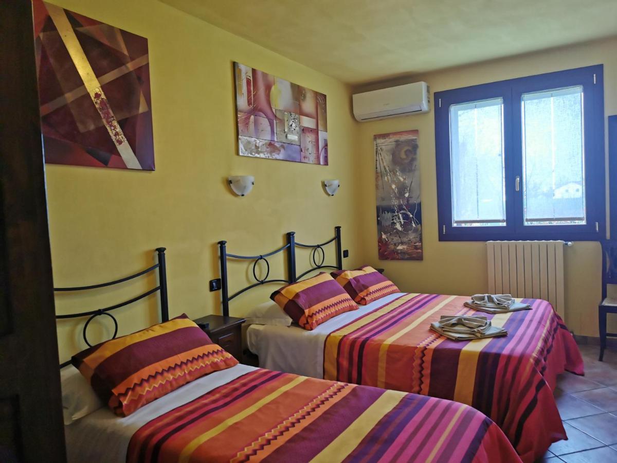 Casa Di Campagna B&B La Corte Ferrara Buitenkant foto