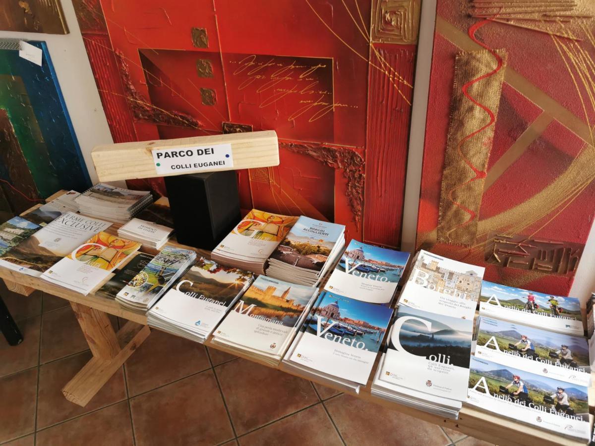 Casa Di Campagna B&B La Corte Ferrara Buitenkant foto